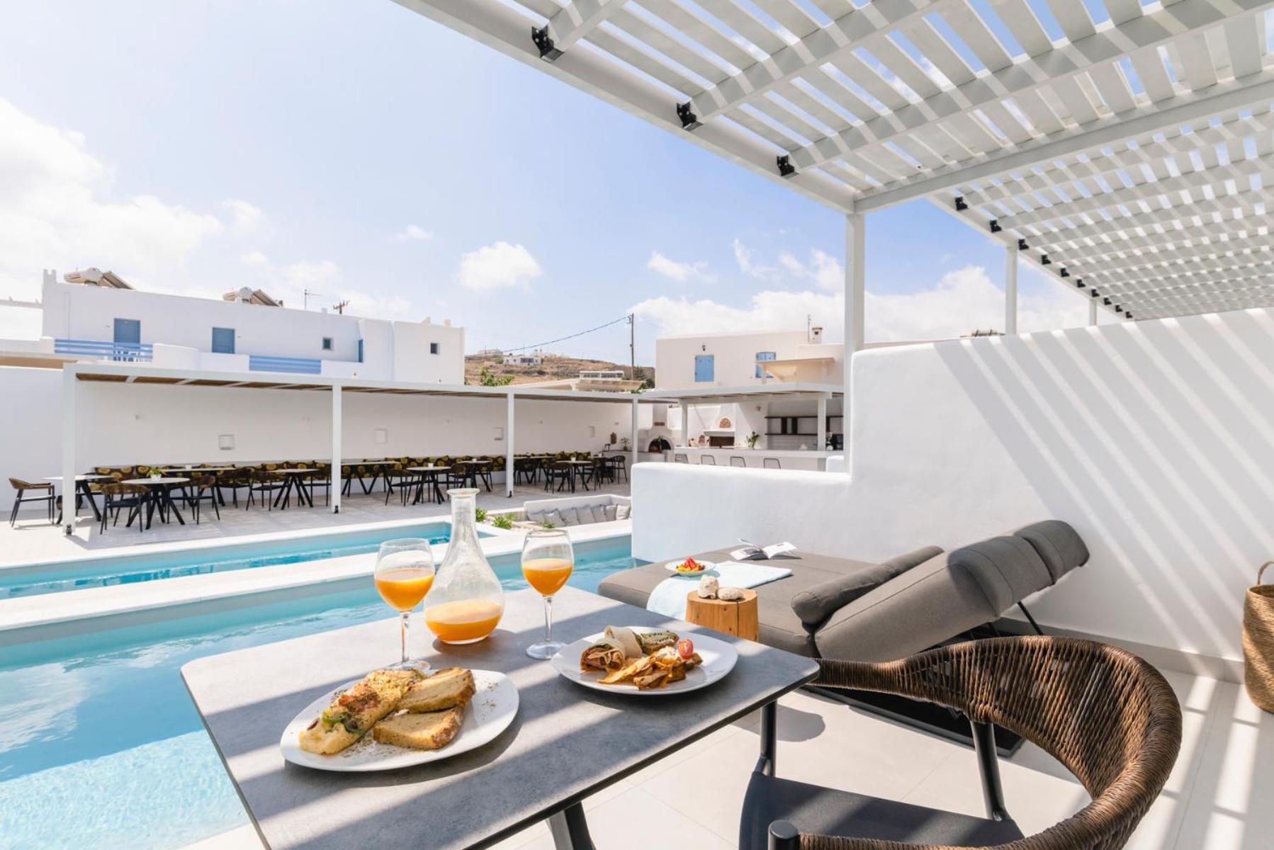 Quartano Suites By Heliessa, Adults Only 纳乌萨 外观 照片