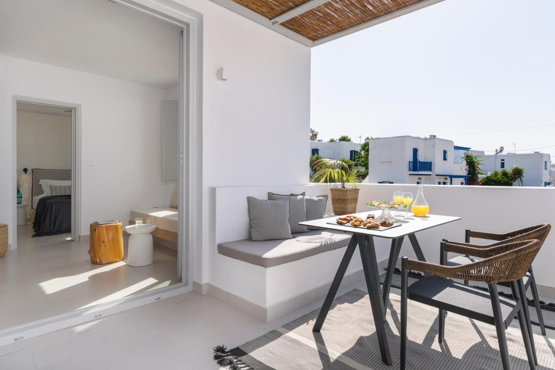 Quartano Suites By Heliessa, Adults Only 纳乌萨 外观 照片